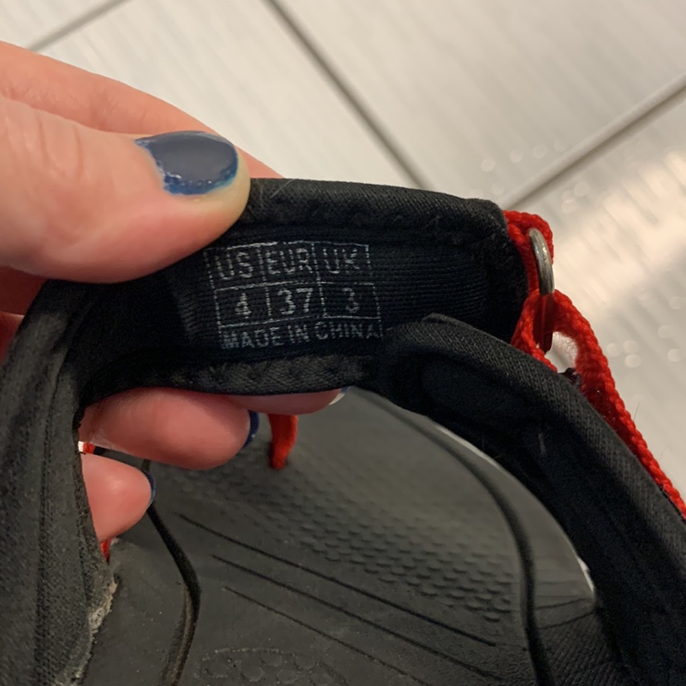 Strike R Sandals - Picture 8 of 8